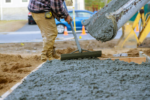 Best Concrete Flooring Contractor  in Level Plains, AL